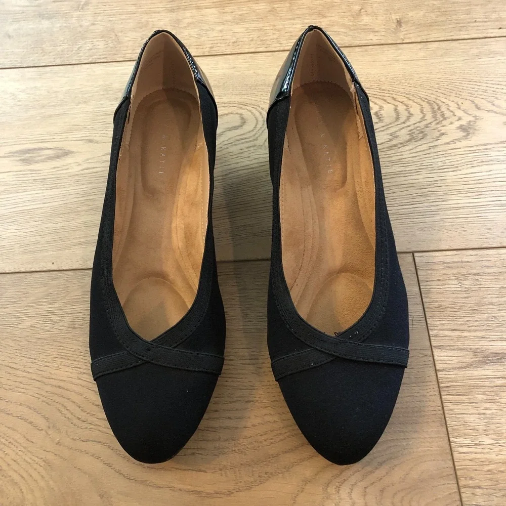Kelly & Katie Sabeni Wedge Heel Dress Shoes Womens 7M‎ Black Twill Patent Trim